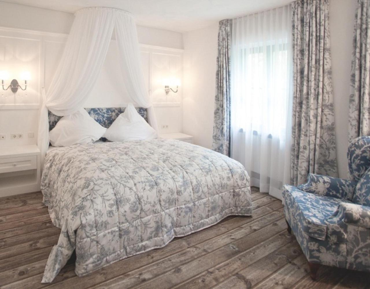 Forsthaus Woernbrunn 4*
